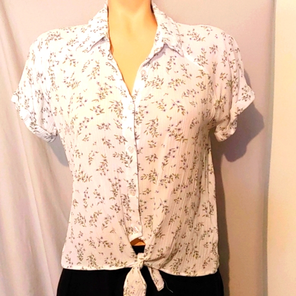 Pink Rose dainty floral tie front top